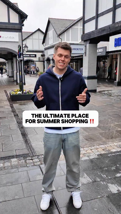 When outfits are needed; outlet shopping is the way to go! Shoutout @cheshireoaksdesigneroutlet for hooking me up for summer 🙏🏻

AD 

#fashion #mensfashion #shoppingdecoded #mcarthurglen