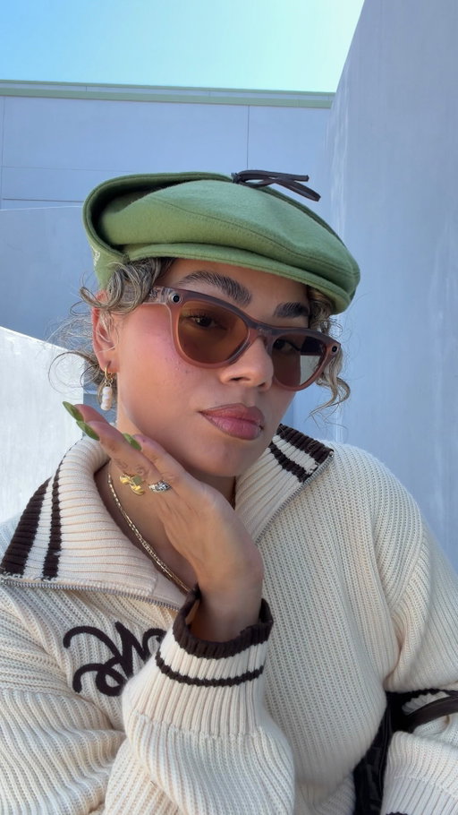 styled by @raybanmeta 🤏🏽
new (Gen 2) colourways just dropped 🙂‍↕️ for a limited time only!
#raybanmetapartner