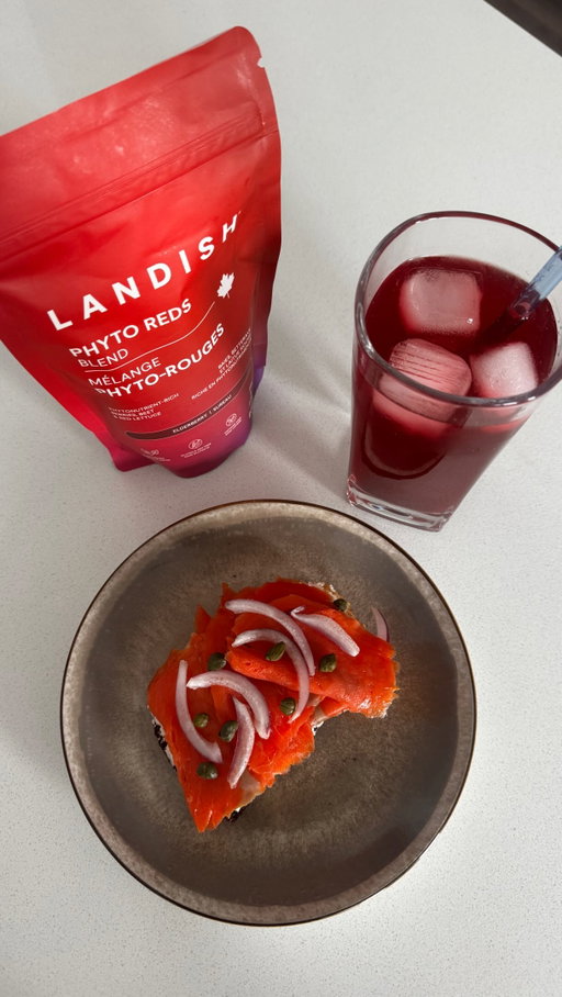 A tasty blend that actually fits into your routine for a healthy caffeine-free energy boost and to support gut and immune health 🍓

@landishfoods Phyto Reds is a packed mix of organic berries, beet and red lettuce to provide a wide variety of phytonutrient and antioxidant-rich compounds that protect your cells against everyday damage (oxidative stress / free radicals).

Mix it with your water, smoothies, or yogurt!

code: MTL.FOODIE20 to save money on your entire order!!

#Landish #ad
