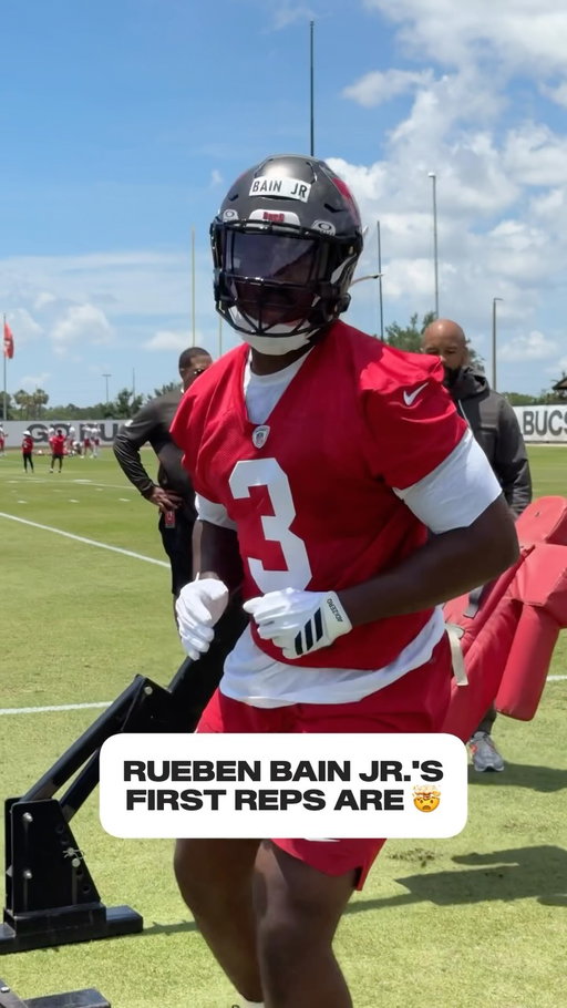 Rueben Bain Jr.’s first practice did not disappoint 😱

SOUND UP 🔊
