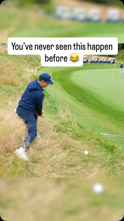 How does this happen?? 😂 probably one of the funniest moments I’ve had on the golf course I can tell you that much for free.