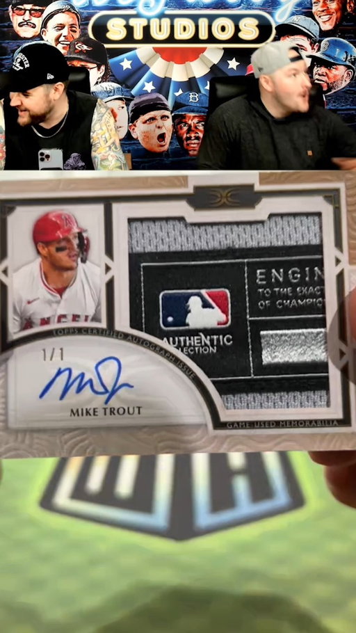 Wait until the end for the best👀😱 

#mlbcards #topps #whodoyoucollect #baseballcards #sportscards #cardpull