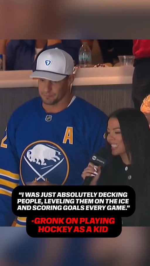 Gronk reppin’ the Sabres in Buffalo 🙌😆