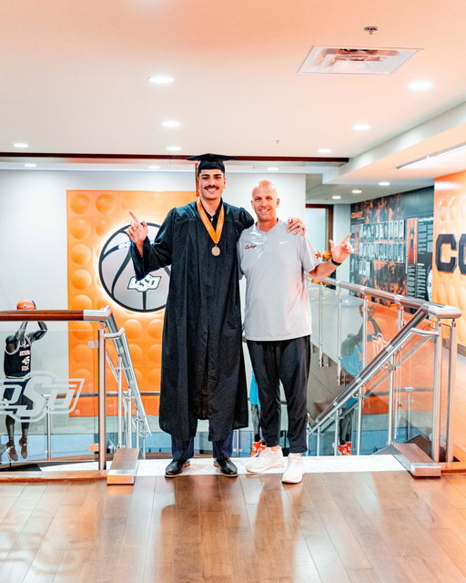Big weekend ahead for this guy 🎓

Congratulations @parsa.fallah11 ! 🎉