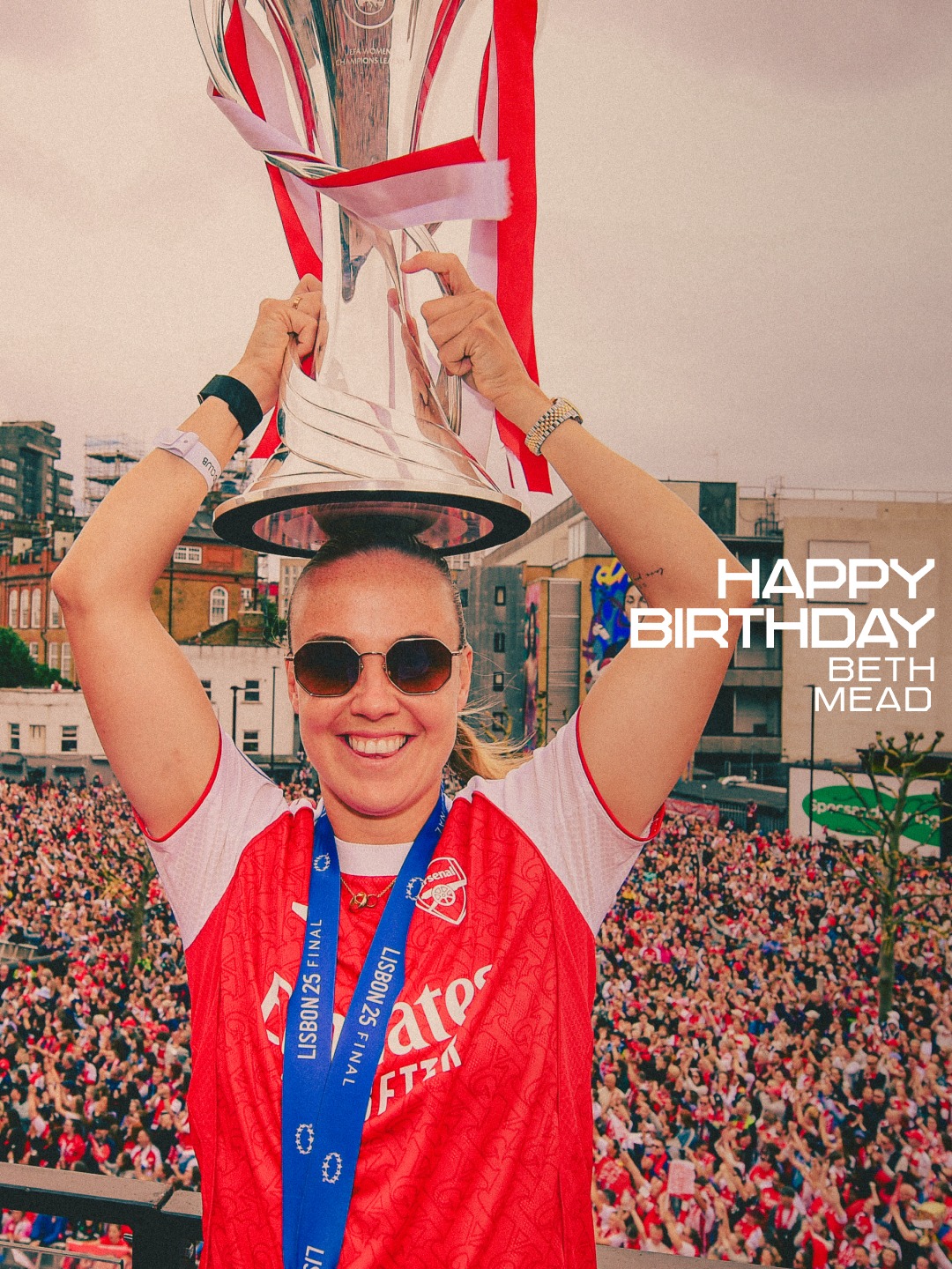 Happy birthday to our @bethmead_ 🥳❤️