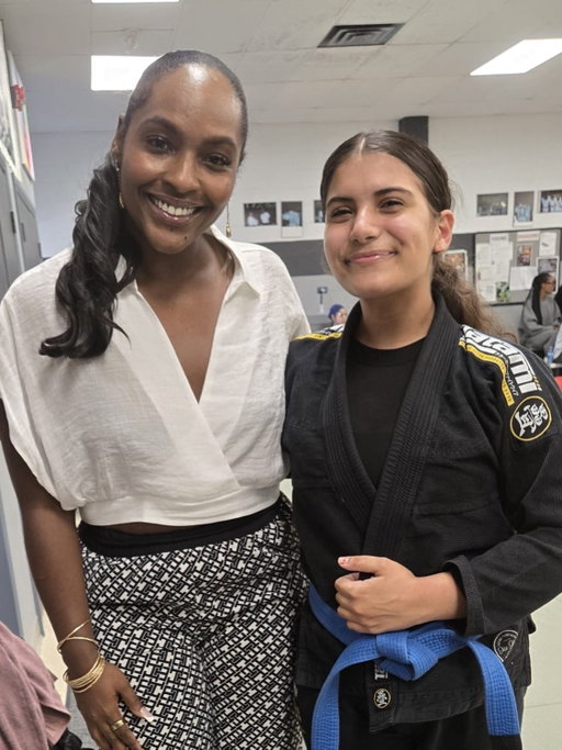 Yesterday we had the opportunity to meet Gia Pedroso at @bramptonjiujitsu and honestly, we were so excited to meet such a focused and driven young athlete. At only 15 years old and in Grade 10, Gia is already making major moves in the sport, recently winning gold at the Chicago Open and bringing home silver in the open division.

We got to talk with her about her journey, how long she’s been doing jiu jitsu, her future goals, and what she wants to become outside of sports as well. Seeing young athletes this dedicated, disciplined, and humble is exactly why we love what we do at Breaking Borders Sports.

We love recognizing athletes in Brampton who are doing incredible things, not just in baseball, but across all sports. Big respect as well to the Brazilian Jiu Jitsu community and everything they are building for young athletes.

Keep going Gia, the city is proud of you 👏🥋🏅

#BreakingBordersSports #Brampton #JiuJitsu #YouthAthletes #girlsinsports