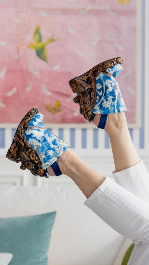 The more colorful heel, the better 🩵 

#heelscollection #shoesofinstagram #shoeaddict #shoelover #designershoes
