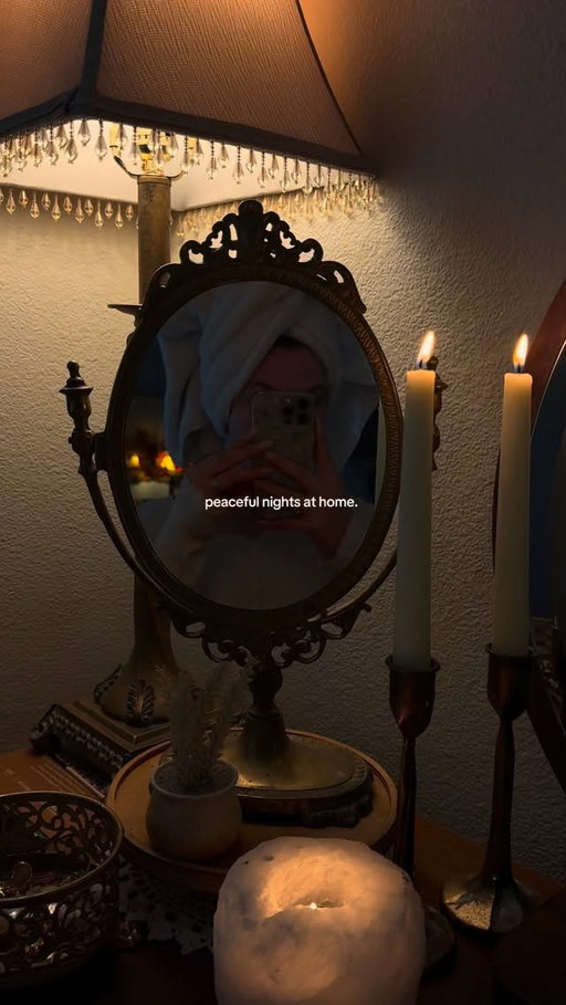 spend a self care night w me 

#cozynight#peaceful#selfcare#skincare#cozygirl#softnights#unwind#aesthetic#moodyvibes