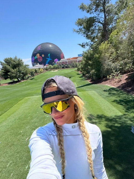 VEGA$$ baby ⛳️ 🎲 @revolve @wynnlasvegas