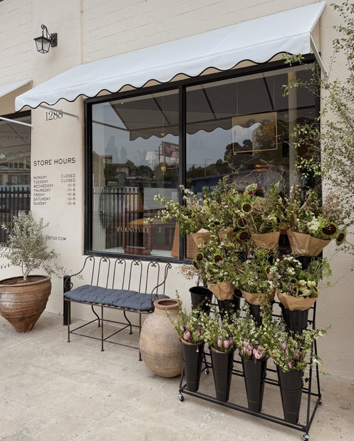 Happy Mother’s Day weekend 🌼 Come spend the weekend with us and enjoy 20% off your entire purchase in store at Lone Fox Los Angeles. We’ll also have fresh bouquets available while supplies last for the perfect last-minute gift.

Not in LA? We’re offering 20% off sitewide online through Sunday as well ✨