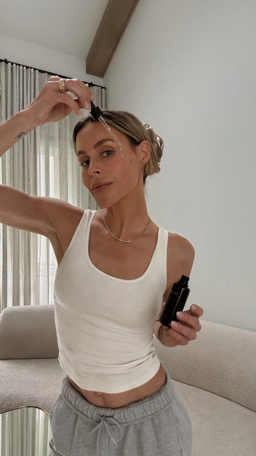 the serum everyone’s been talking about… and yes, it’s worth it✨ @eighthdayskin

#eighthdaypartner