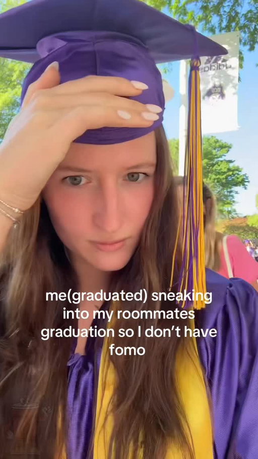 Survived college graduation once. Came back for the sequel 
-
🎥 @madelyneshuey