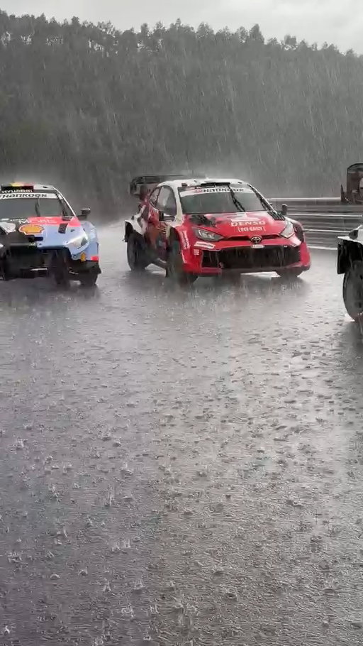 This is how wet it was on the final stage of Saturday 🤯

#WRC | #RallydePortugal 🇵🇹