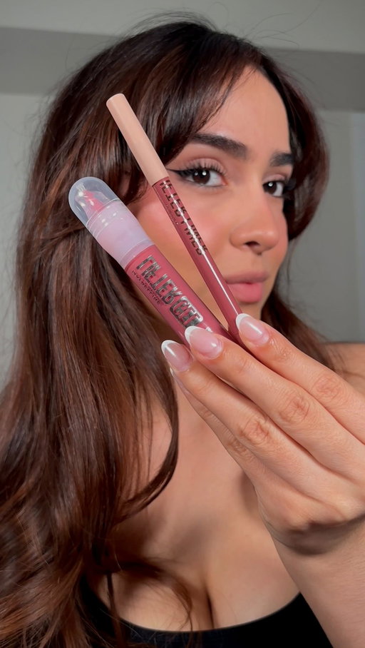 ok pero este lip combo 😮‍💨 usé el lifter liner en el tono ‘big lift’ y el nuevo lifter gel gloss en el tono ‘strawberry shake’ de @maybelline 💗

#maybelline #gloss #lipcombo #pinklips #makeupidea