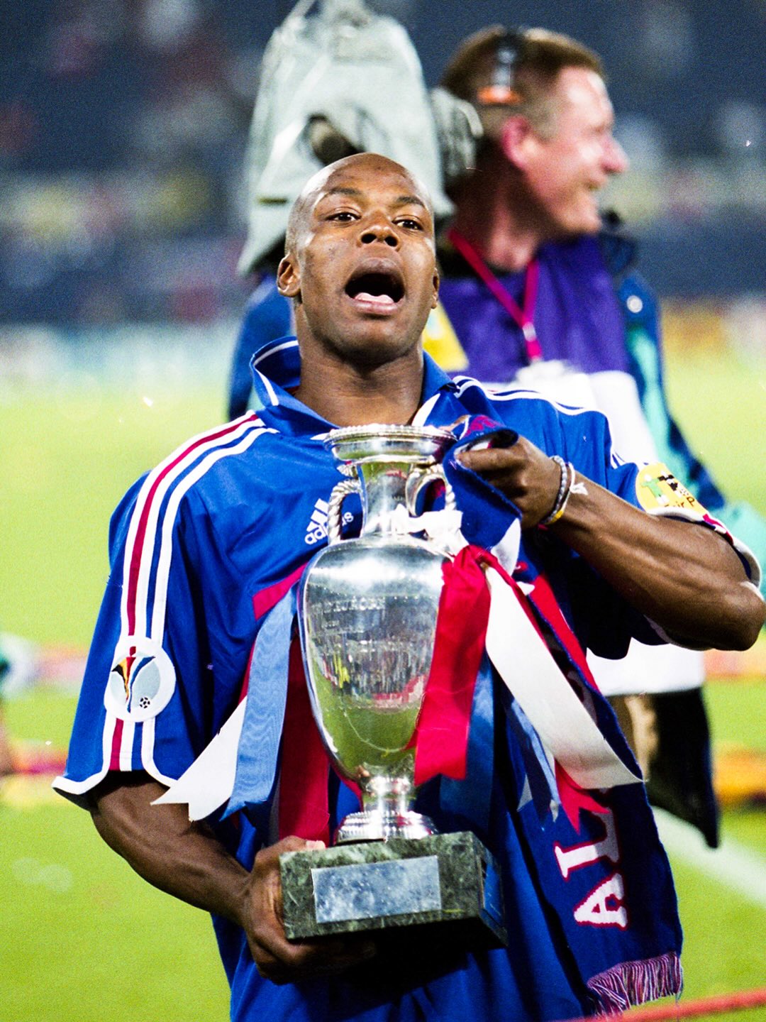 Un ancien champion d’Europe 2000 fête ses 52 ans aujourd’hui 🎂

🏆 EURO 2000
🥇 Coupes des confédérations 2001 & 2003
🇫🇷 92 sélections
⚽️ Un but de légende contre l’Italie…

Happy Birthday @sylvainwiltordofficiel 🎉