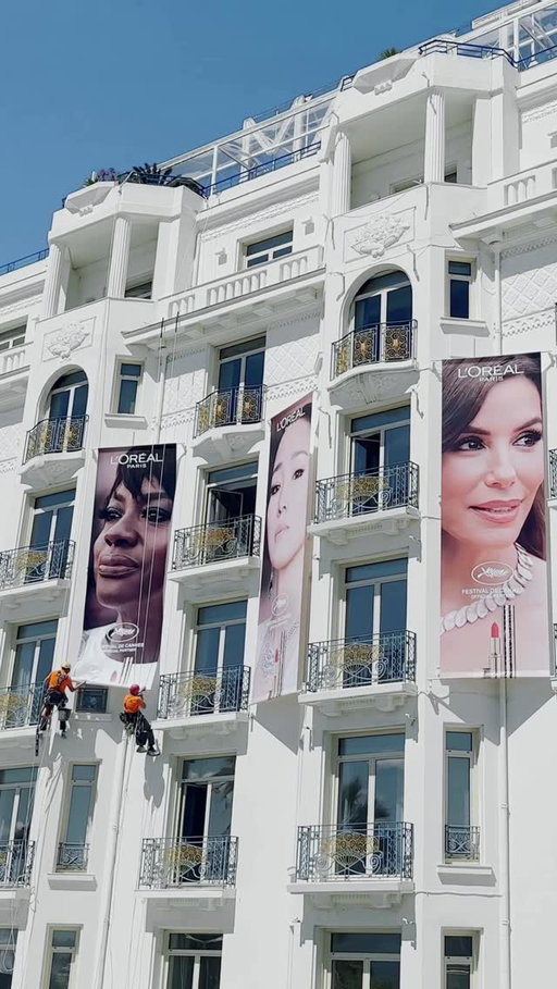 And… action! The most iconic façade in Cannes is getting its festival look. @martinezhotel is officially dressed in L’Oréal Paris.

#LOrealParisCannes #LightsOnWomensWorth #WorthIt #CannesFilmFestival