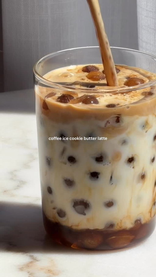 good morning ☕️🌞

details:
- mini ice spheres made with instant coffee
- cookie butter syrup @torani 
- whole milk
- double shot

#icedcoffee #coffee #homecafe #coffeelover