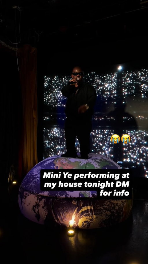 Lil Ye at the house tn 😂