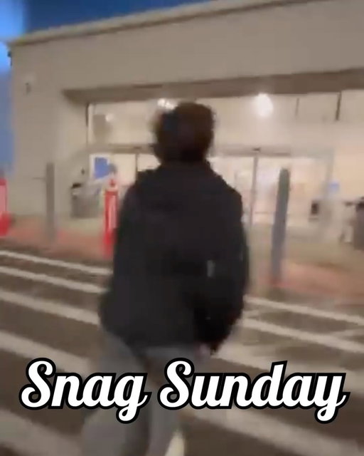 WHIPPING UP IN THE KITCHEN, AT SNAG 🐾🛴

(NO ONE WAS HARMED IN THE MAKING OF THIS POST)

Dm us to be featured on Snag Sundays 📥

#viral #bgsu #explore #snag #college