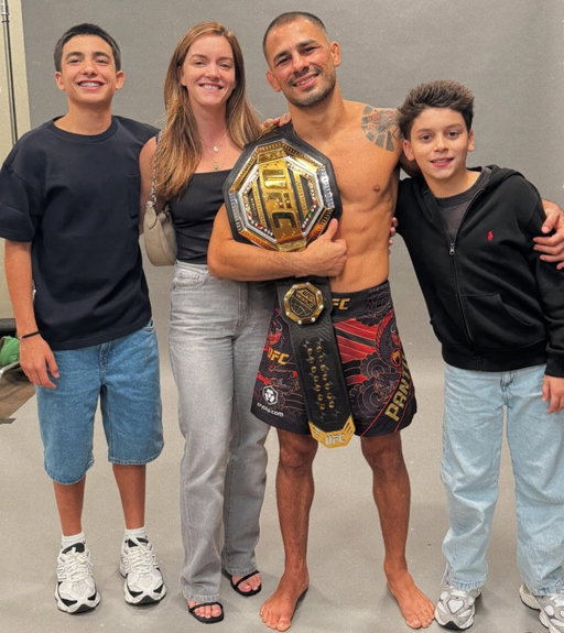 “Me tornei campeão do UFC para impressionar a minha garota”

Feliz dia das mães @gabryellapantoja 🤍