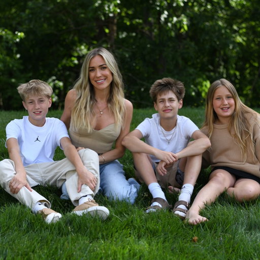 At the end of the day, they are the only thing that matters. Being their mom has been the greatest gift. Happy Mother’s Day to all the amazing mamas out there 💗 and cam, jaxy + Say, thank you for everything…there are no words for how much I love you guys 💗💗