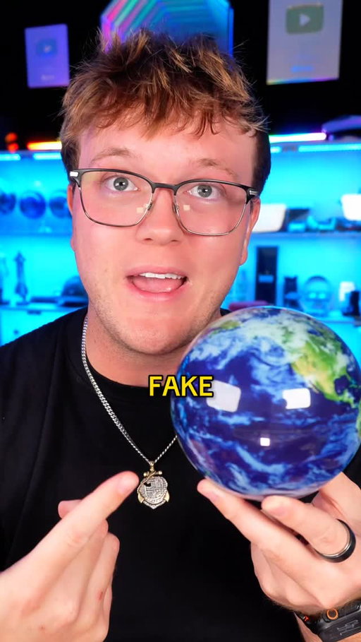 let’s cut open the mova globe🫣🌎 #movaglobe #tech #gadget #science