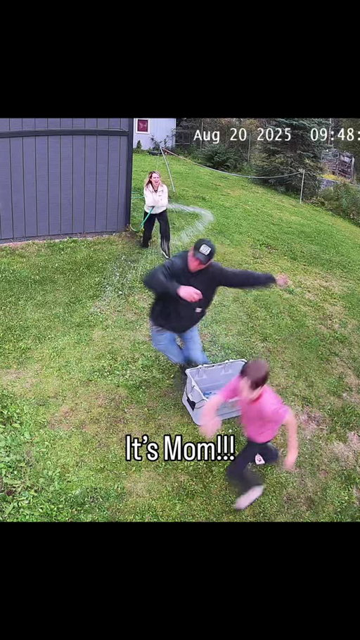 One day… she’ll smile through tears remembering this 🫶😘 Happy Mothers Day ❤️ #mothersday #alaskaelevated #paulandstacy