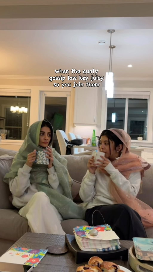 when the aunties start whispering and suddenly I understand fluent Punjabi 

#indiancomedy #punjabi #southasian #relatable #aunties

📷 rajan_birring on TT