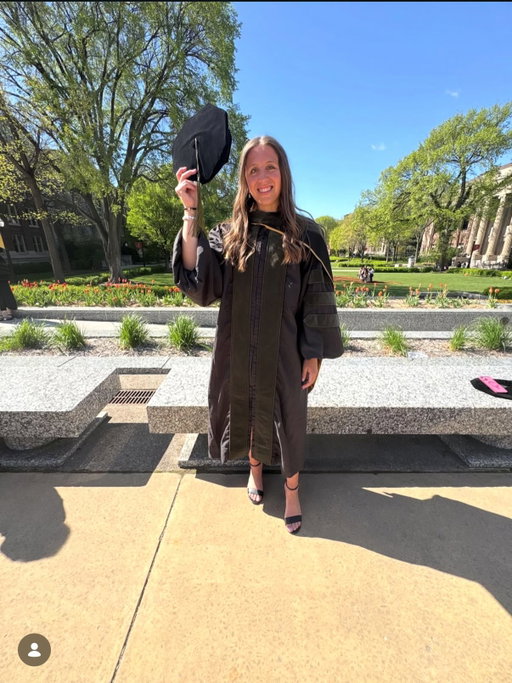A professional athlete AND pharmacist 👏 Congratulations to our very own @abby_boreen who just graduated from the U of M Pharmacy School 🎉 Abby has been completing her degree while playing in the PWHL over the past few seasons 🎓