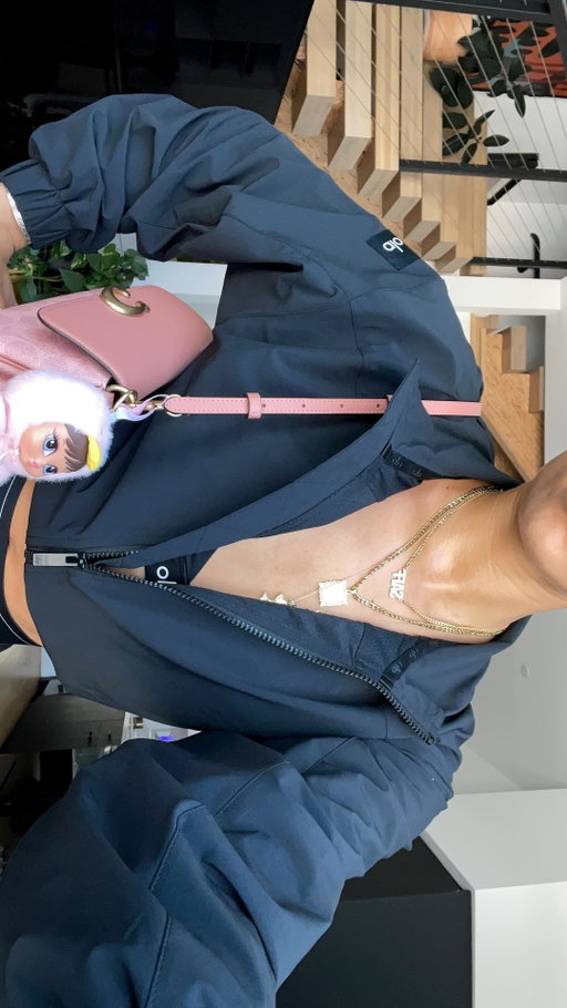 The transition queen is back and TANNED 🤩