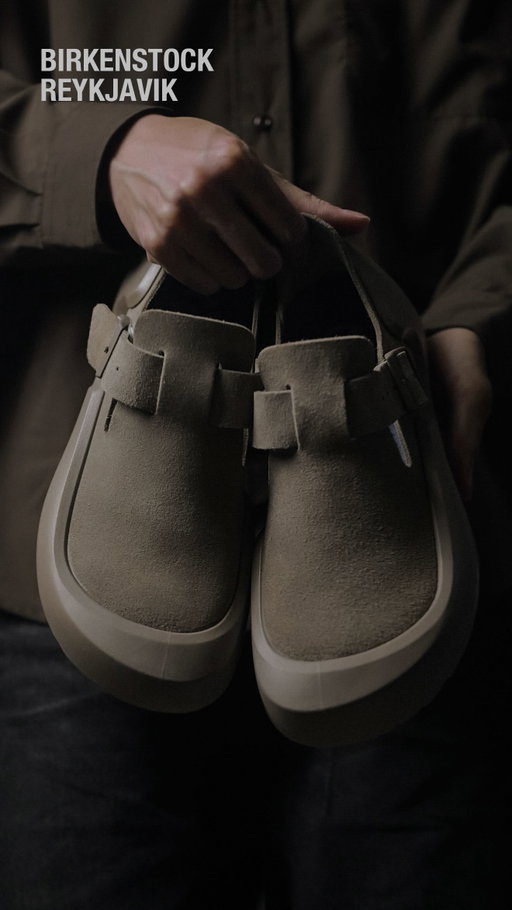 私心推薦大家，我很愛的BIRKENSTOCK鞋型
 
『Reykjavik』以冰島首都命名 ，是勃肯高端支線中較新的款式，2024年推出到現在，才一年多的時間，雖然不是最熱門的鞋款，但絕對是一雙被低估，卻非常好穿、好搭的鞋
 
整雙鞋的設計，以厚實的 PU 外底包覆著BIRKENSTOCK經典的London鞋型，保留了標誌性的可調節鞋扣與柔軟麂皮，卻多些戶外機能感與耐用性
 
去年入手一雙黑色之後，就愛不釋手，越穿越好穿，今年夏天台灣也有了卡其色的新選擇，超愛這種One Tone的配色鞋款，聽這個開箱音樂就知道我有多開心，不入手一雙實在說不過去！
 
@birkenstock_taiwan