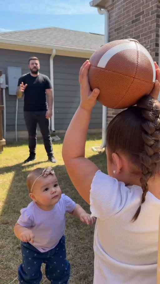 Putting more effort into the yard this year so we can really enjoy it as a family!��We’ve been using @scottslawn Turf Builder Liquid Lawn Food to help keep the grass healthy and green—because if you know Texas grass, it doesn’t stay that way without some work. #ad