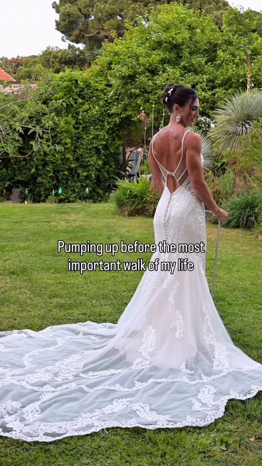 One year ago today I was pumping up for the biggest catwalk and most important one of my life 😂💪🏼💅🏼 

To my brides to be… I highly recommend a pre walk pump up 😏

#wedding #bride #pump
