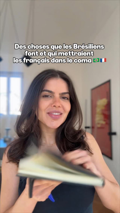 Les choses que les brésiliens font et qui mettraient les français dans le coma 🇧🇷🇫🇷 ‼️alors: c’est normal de voir des gens s’embrasser dans les bars, à la plage, dans la rue… mais ça veut pas dire que vous pouvez embrasser n’importe qui n’importe quand! À moins que vous voulez prendre un coup de poing 👊😅 

#humourfrançais #Brésil #brésiliens #voyage #drôle