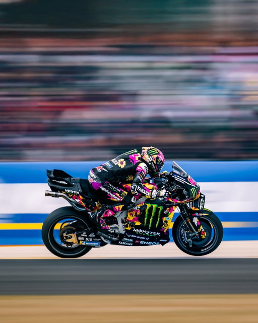 Home race weekend for @fabioquartararo20 at Le Mans 🇫🇷

📸: @cormacgp / @polarityphoto