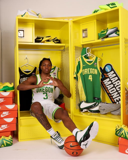 The reload continues. 

The Ducks have signed @bruhjasperj! #GoDucks
