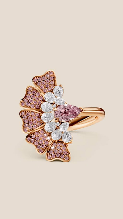 One more sneak peek into our new Collection 💗
Stay tuned for more. 

#lugarojewellers #diamonds #luxury #rings
