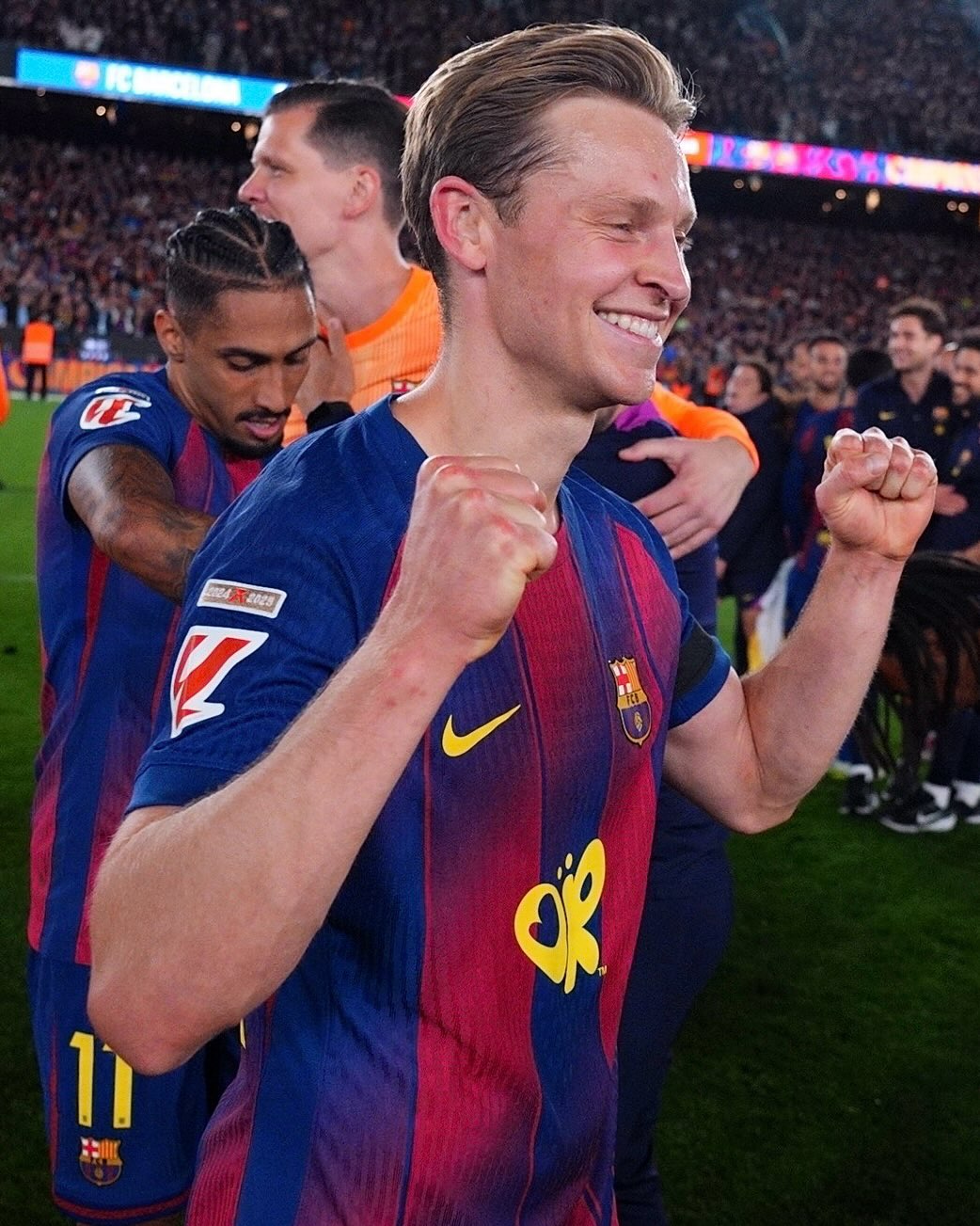 What better gift than another #LALIGAEASPORTS champion title for the collection. 🏆

Happy Birthday, @frenkiedejong! 💙❤️
