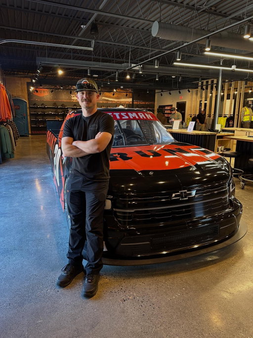 Last week I had the pleasure of of visiting the all new BRUNT retail store in North Reading, MA for the first time! I knew this place was going to be awesome, but man I was blown away they’re killing it. If you’re ever in the area you need to stop in and check it out. If you’re only able to shop online though, don’t forget to use code MASSEY10 for $10 off your first purchase of $60 or more. 👊🏻🏁