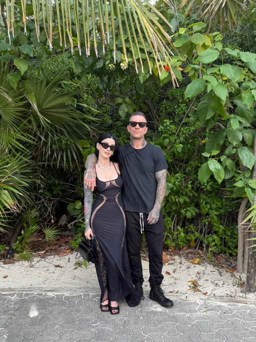 Had the dreamiest vacation for my 40th bday. Monkeyyyyys, amazing vegan food and beach time with my fave company 🖤🖤🖤