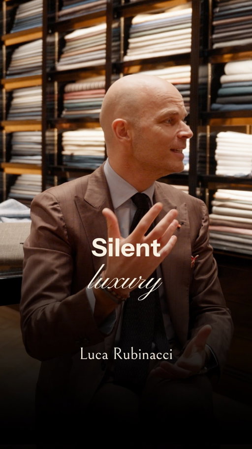 “The real luxury? It’s the one that moves underground, without anyone making a sound.”

When you buy a bespoke jacket, there’s no name inside. Only the client name inside the pocket and the LH small logo behind the neck.

Nowhere. Not on the lining, not on the label. Nothing.

Why? Because the jacket is bespoke. It’s made for you. And you should have the freedom to say or not say who made it.

@luca_rubinacci describes the scene. Someone looks at your jacket. They check inside for the brand. It’s not there.

Now they have no choice. They have to ask you.

And that moment, that question, is worth more than any logo ever could be.

That’s silent luxury. The real kind. The one that moves underground. The one that makes no noise at all.

Full story available on YouTube, Spotify & Amazon Music 🎙️
—