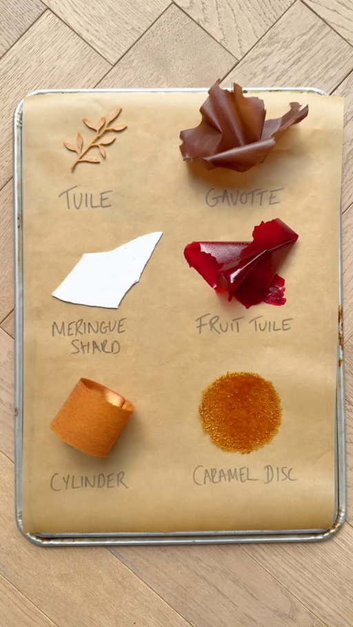 6 pastry garnishes you have to try! Honestly most of the time I’m too lazy to make any garnishes 🤫 but if I do, then these are my go to! It’s a little bit of extra effort but they’re all simple to make and don’t take toooo long to bake. You can use the meringue shards for a layered plated pavlova dessert, or cocoa gavotte on top of a chocolate mousse. All the recipes are on my website for free just hit the link in my bio!