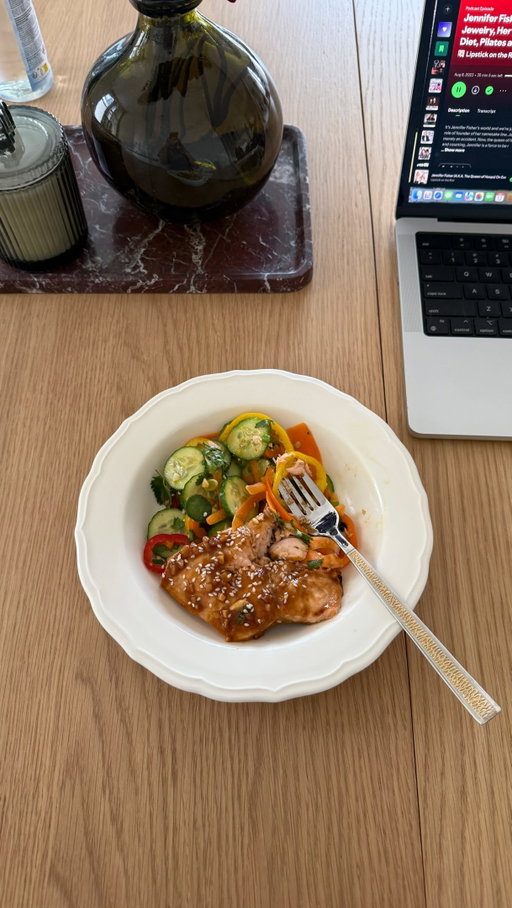 What I eat in an anti-inflammatory day as a holistic nutritionist🤍 let me know if you’d like any recipes & I’ll share :)
