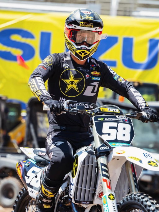 Not how I wanted to end the last round obviously, but solid year for me 3rd in the championship and made a lot strides towards where I know I can be. Ready to turn the page and focus on outdoors🤘thanks to everyone behind the scenes that makes this possible @rockstarenergy @husqvarnafactoryracing @oneindustries @gaerneusa @bellhelmets @100percentmoto @asterisk_usa @perez_324 @tyler_morgan724 @jboyd691 @ccbennick @toddbennick