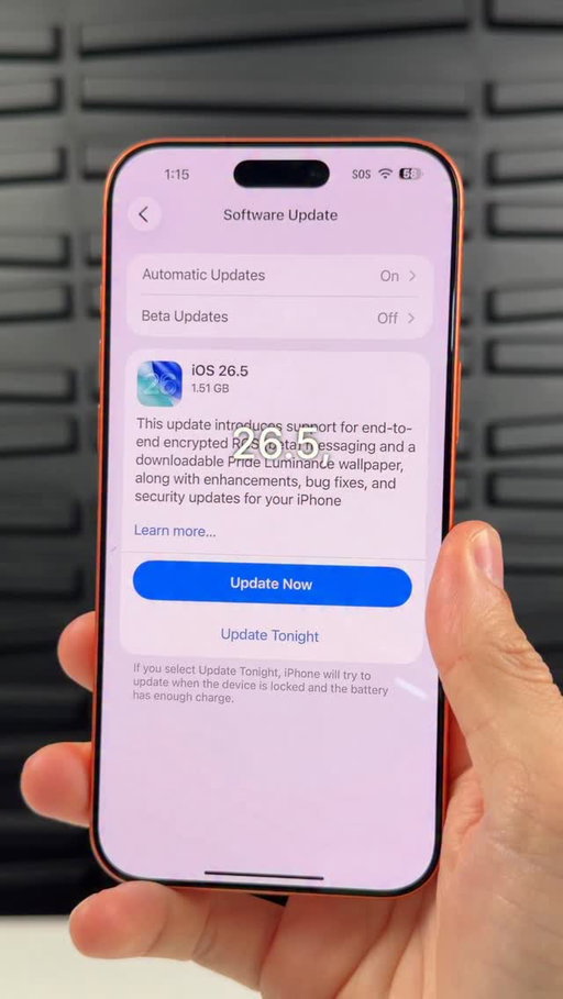 Apple released iOS 26.5 and it comes with some… interesting new features & changes 🧐. What do you think of ads in Apple Maps? What about the new wallpaper? 

#apple #tech #iphone #ios26 #learnoninstagram