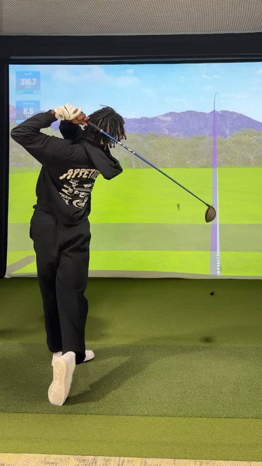 The fitting doesn’t lie. Woods locked in at @golftown. 

New woods. New numbers. @golftown