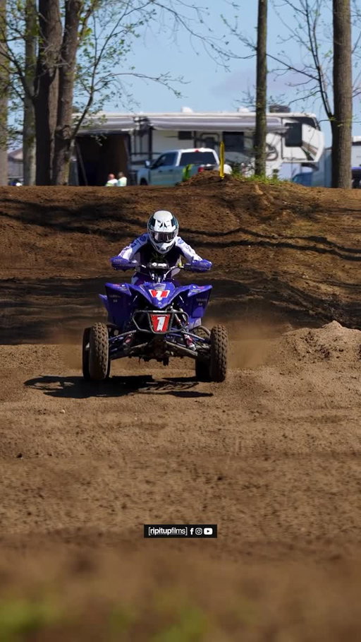 Smooth is fast, and @hetrick_88 is both. 

Just like our stage 5 shocks for YFZ450. Equip yourself like the pros, ride like pros.

📸 : @ripitupfilms
