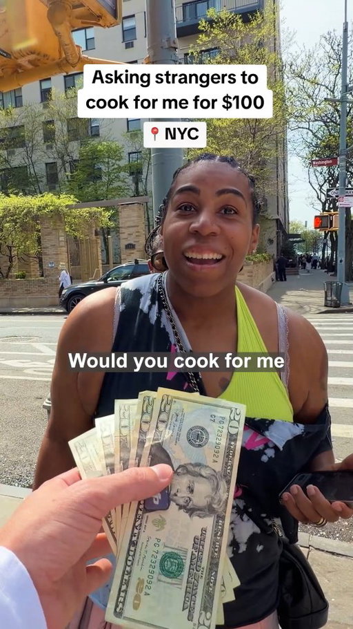 Asking strangers to cook for me for $100 until someone says yes #cookingchallenge #cooking #cookforme #newyork