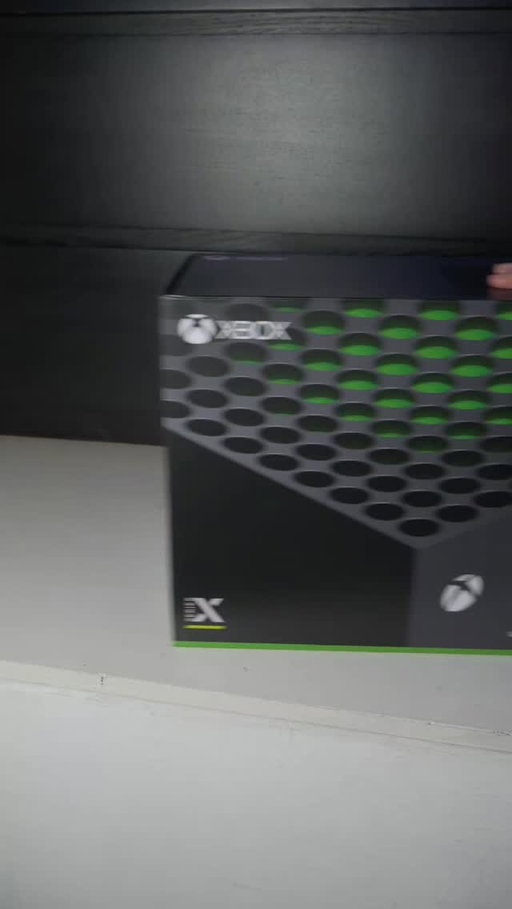 The Xbox Series X is still one of the best consoles you can buy😮‍💨

The unboxing never gets old, are you team Xbox or Playstation?

Follow for more tech and gaming stuff👇

#xboxseriesx #xbox #unboxing