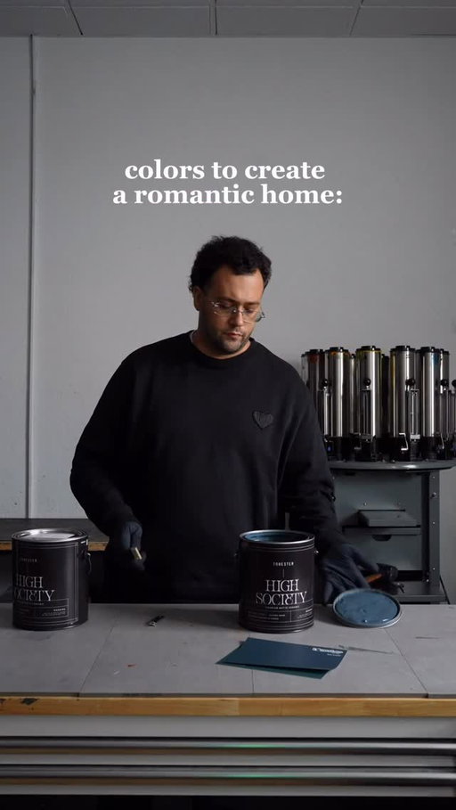 How to create a romantic home ++ Colors by Tonester
Spaces by:

@mrphoenixgrey Avocatus, Viola & Oyster Nero
@vimarohomes 5th Ave
@wallpapermag ♱
@franck.genser Secret Society